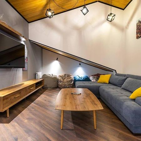 3Br Apt W Huge Terrace & Magnificent Views Tbiliszi Kültér fotó