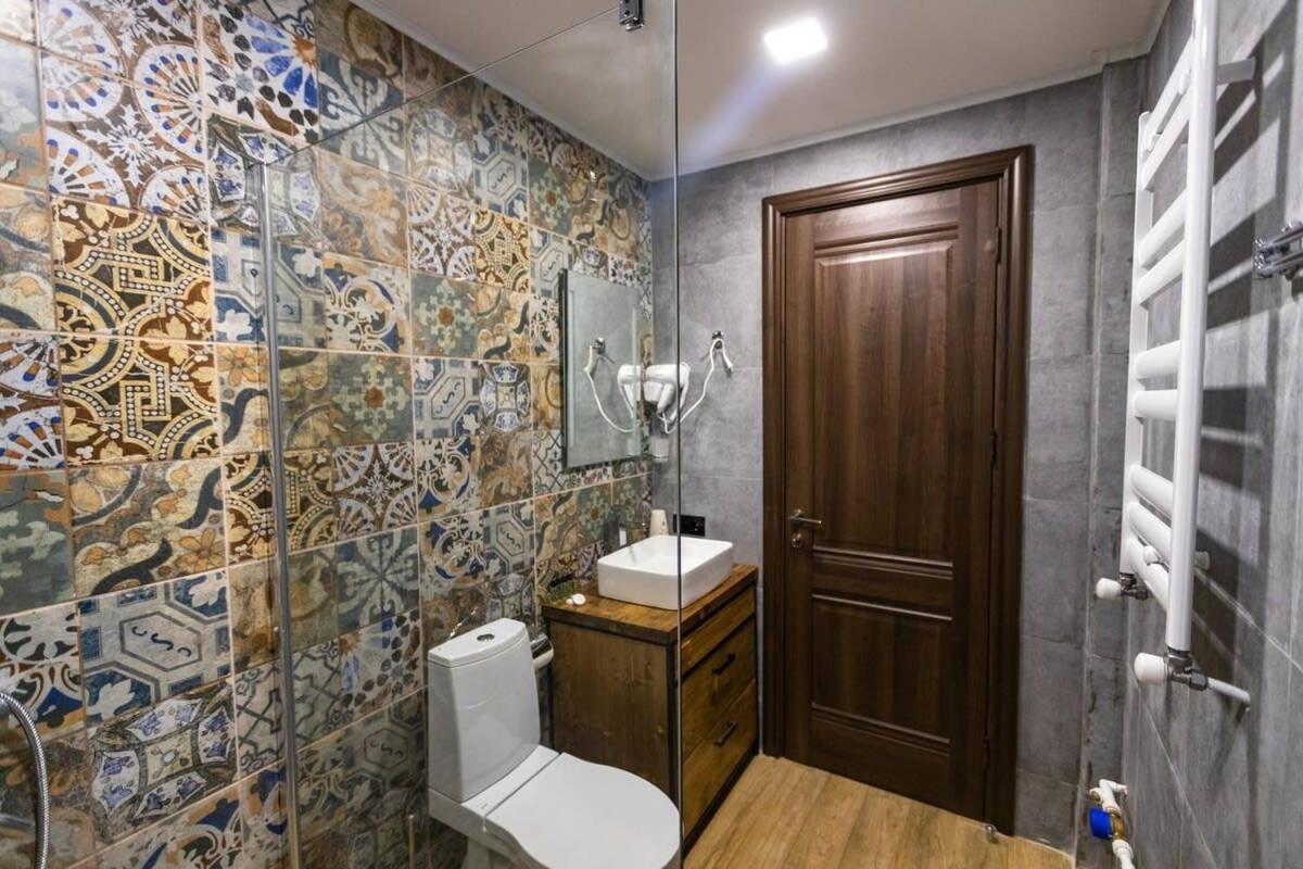 3Br Apt W Huge Terrace & Magnificent Views Tbiliszi Kültér fotó
