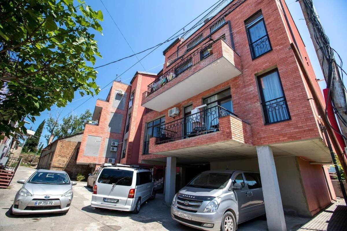 3Br Apt W Huge Terrace & Magnificent Views Tbiliszi Kültér fotó